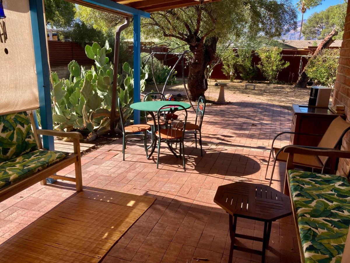 Casa Azul - Cute Centrally Located Adobe With Large Fenced Outdoor Living For Pets And Adults, Non-Smoking 투산 외부 사진